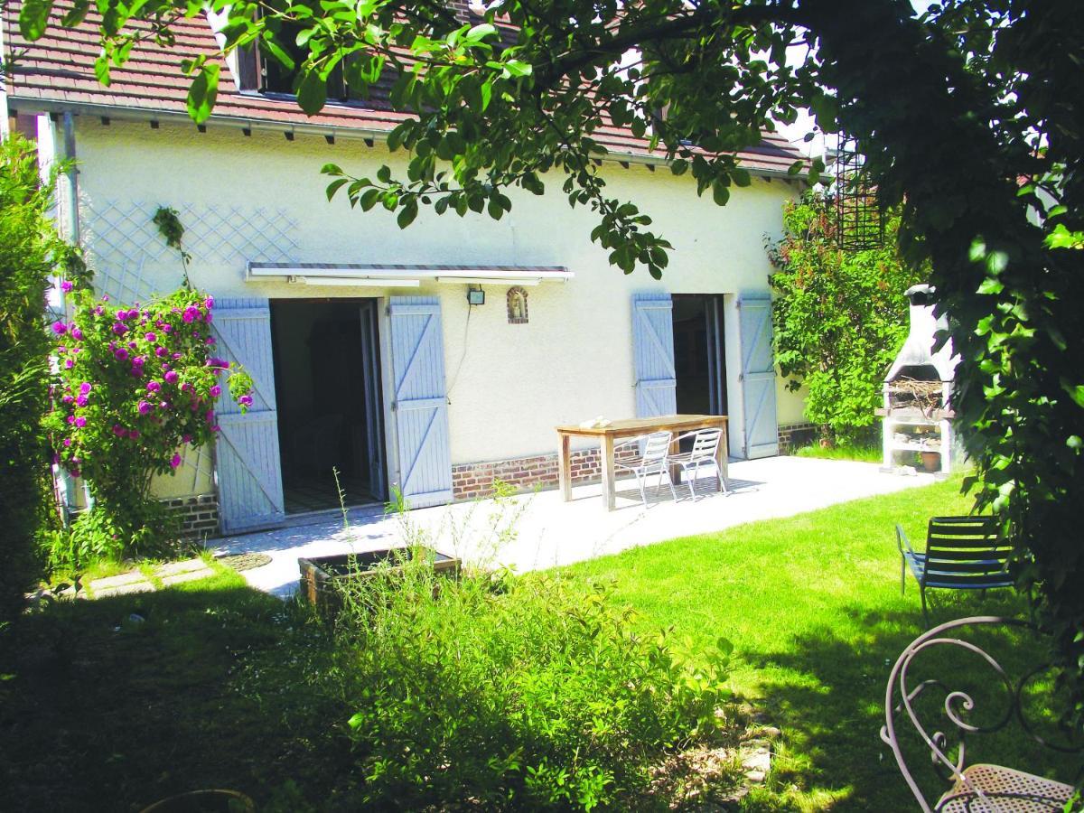 Chambre En Ville Dans Un Esprit Campagne ทรัวส์ ภายนอก รูปภาพ