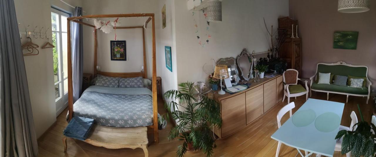 Chambre En Ville Dans Un Esprit Campagne ทรัวส์ ภายนอก รูปภาพ